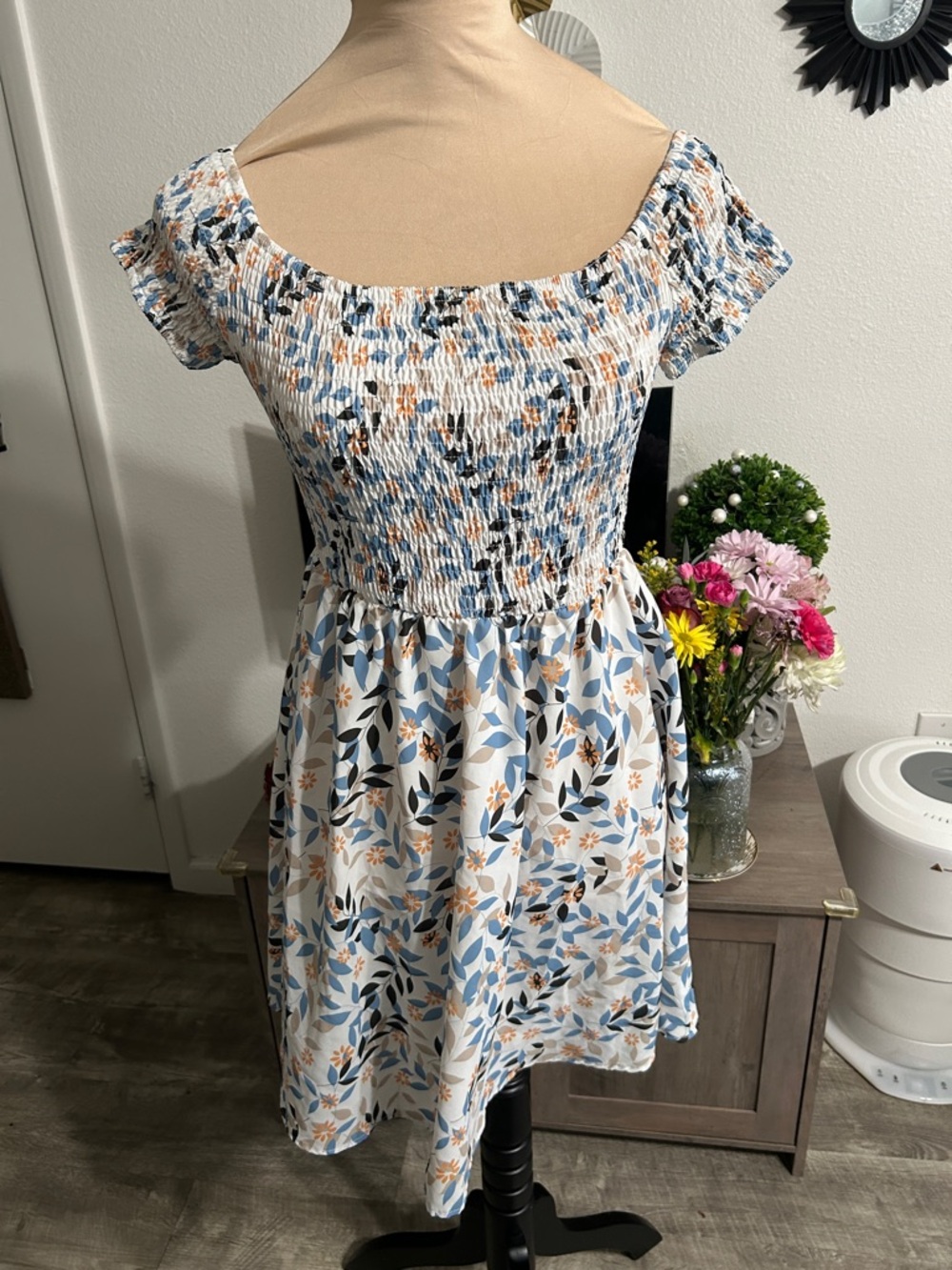 Floral Stretch Top Mini Dress in Blue & Cream